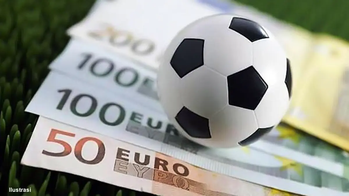 Mengetahui Keuntungan Bermain Judi Bola Live